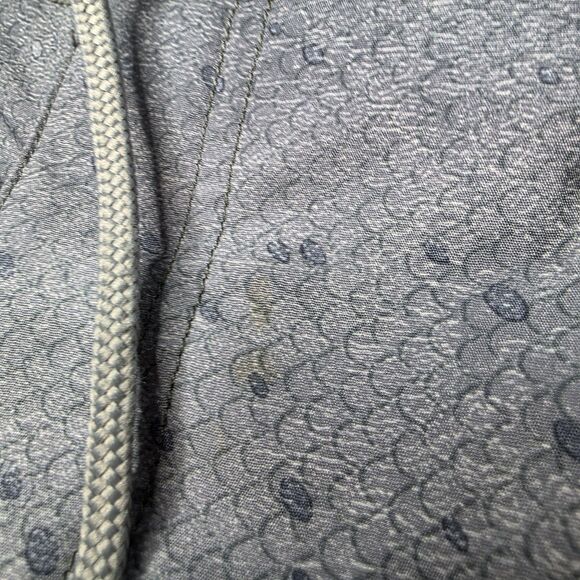 Vineyard Vines Board Shorts Size 32 Drawstring Blue *flaw* Beach Travel - Picture 9 of 9